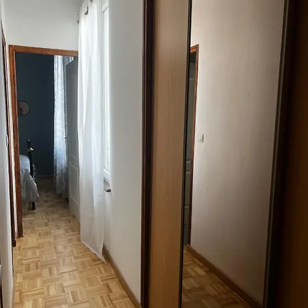 Maison De
